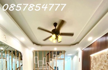 NHÀ ĐẸP - TẶNG FULL NỘI THẤT - TT ĐỐNG ĐA - GẦN Ô TÔ - VỊ TRÍ ĐẮC ĐỊA.,42M2 XÂY 5 TẦNG MT 4M, THÔNG SỐ VÀNG